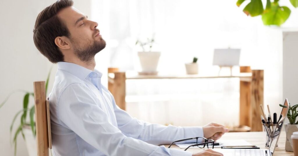 Kebiasaan Sehari-hari yang Dapat Membantu Mengendalikan Stres Secara Alami